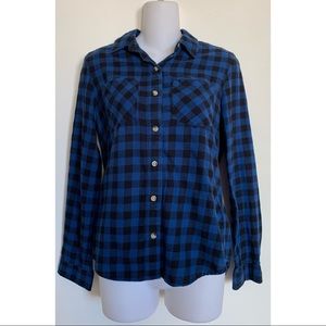 SO Women’s Juniors Blue & Black Plaid Button Down Shirt Front Pockets Size Small